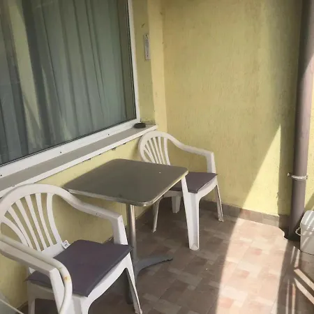 Lägenhet Apartment-studio Breeze-1 *